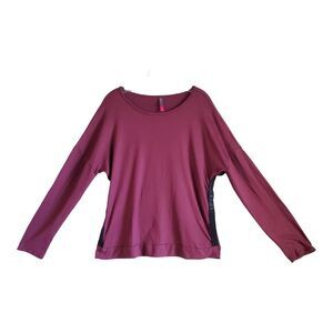 VINCE CAMUTO Women's L Top Side Logo Plum Burgundy Soft Bust 44"